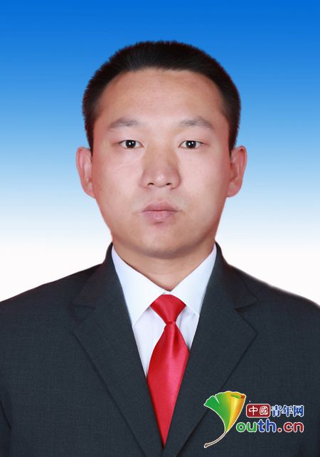 图为服务兵团西部计划志愿者张胜强。m88登录入口官网团委 供图
